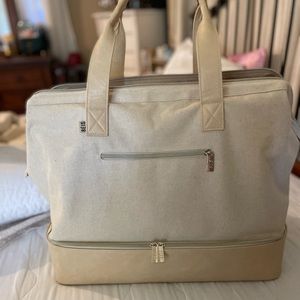 Beis travel weekender bag